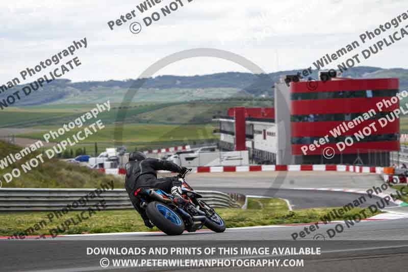 cadwell no limits trackday;cadwell park;cadwell park photographs;cadwell trackday photographs;enduro digital images;event digital images;eventdigitalimages;navarra;no limits trackdays;peter wileman photography;racing digital images;trackday digital images;trackday photos
